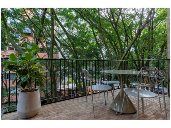 Apartaestudio en venta en El Poblado, Medellín, 108 m² · foto 11 de 24