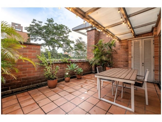 Apartamento de 2 alcobas en venta en Alejandría, Medellín, 124 m² · foto 4 de 24
