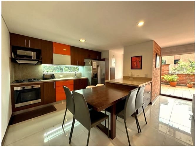 Apartamento de 2 alcobas en venta en Alejandría, Medellín, 124 m² · foto 6 de 24