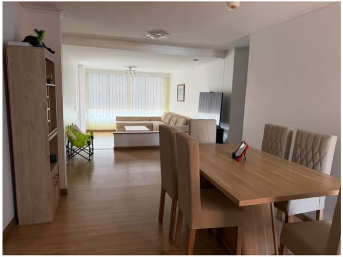 Apartamento de 5 alcobas en venta en Laureles, Medellín, 130 m² · foto 3 de 22