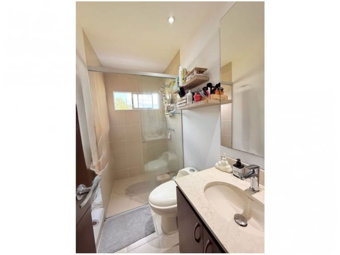Casa de 3 alcobas en venta en Escobero, Envigado, 304 m² · foto 21 de 24