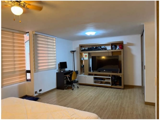 Apartamento de 5 alcobas en venta en Laureles, Medellín, 130 m² · foto 13 de 22