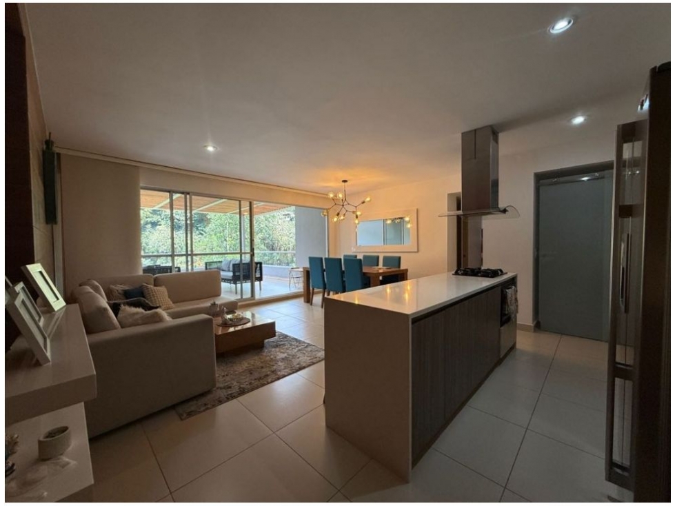 Apartamento en venta en Las Brujas, Envigado · foto 2 de 19