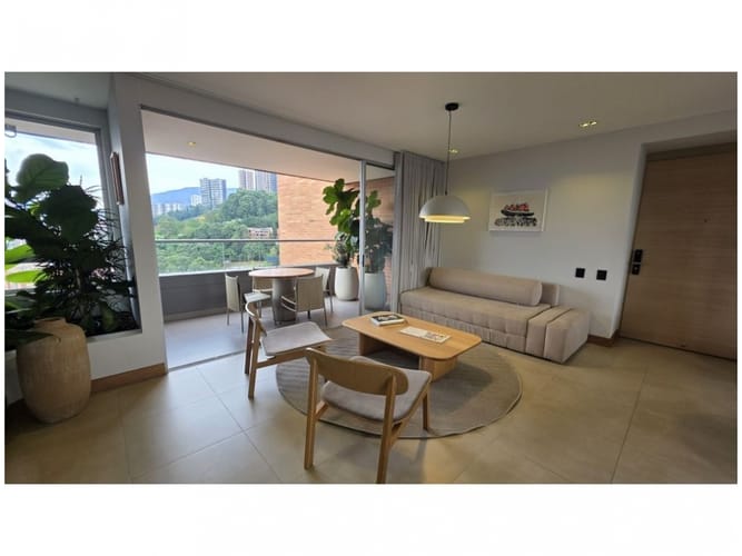 Apartamento de 1 alcoba en venta en Castropol, Medellín, 245 m² · foto 8 de 24