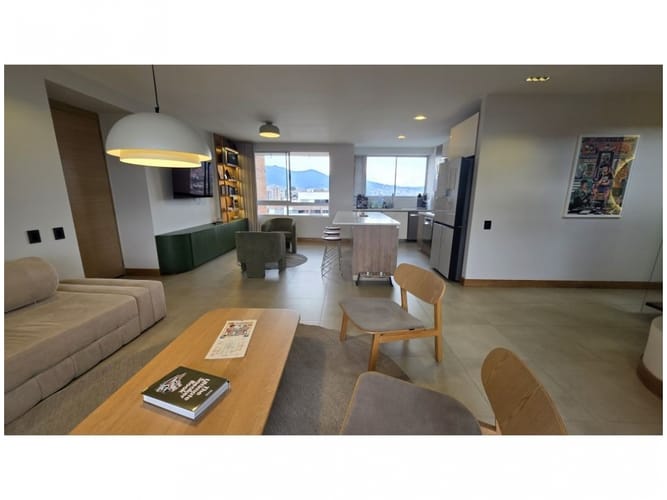 Apartamento de 1 alcoba en venta en Castropol, Medellín, 245 m² · foto 9 de 24
