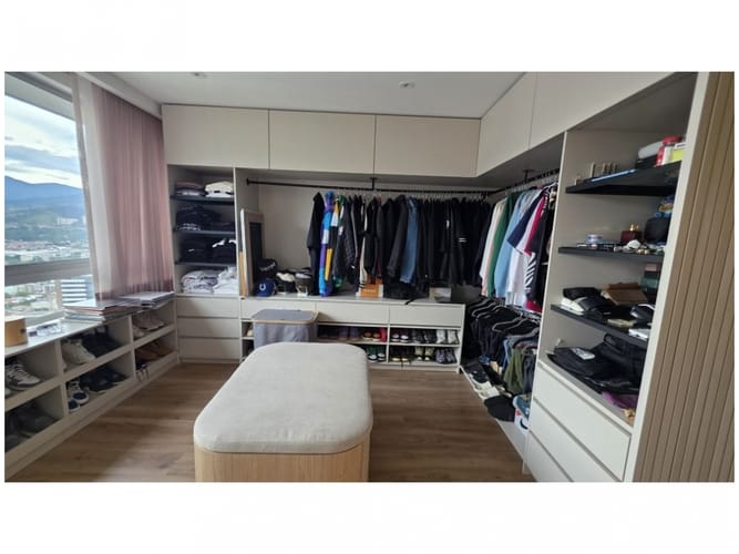 Apartamento de 1 alcoba en venta en Castropol, Medellín, 245 m² · foto 20 de 24