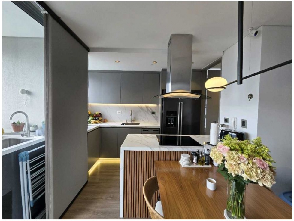 Apartamento en venta en Loma Del Esmeraldal, Envigado · foto 7 de 19