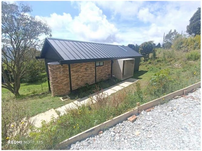 Casa de 3 alcobas en venta en El Salado, Guarne, 125 m² · foto 3 de 24