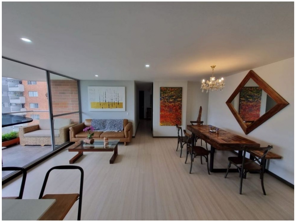 Apartamento en venta en Cumbres, Envigado · foto 3 de 9