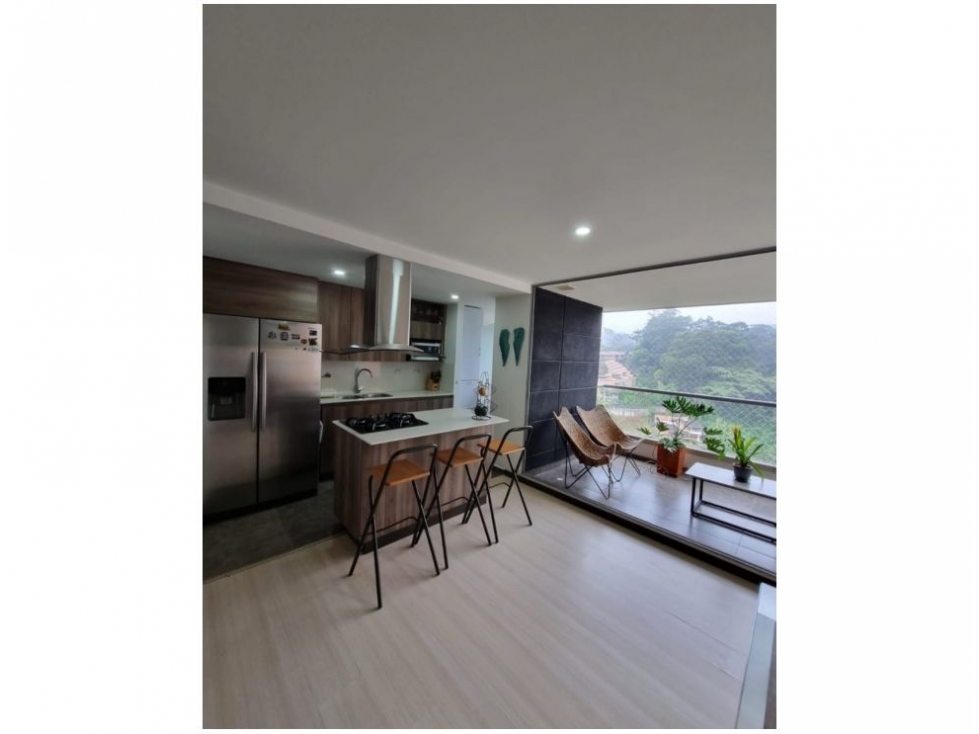 Apartamento en venta en Cumbres, Envigado · foto 4 de 9