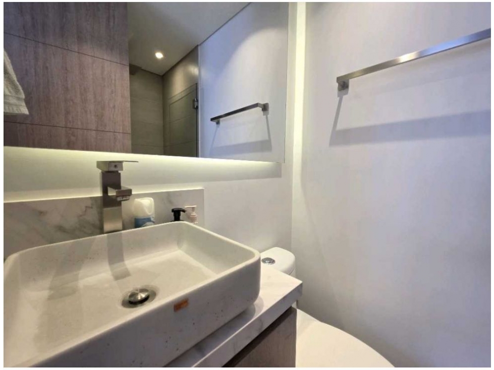 Apartamento en venta en Loma Del Esmeraldal, Envigado · foto 16 de 19