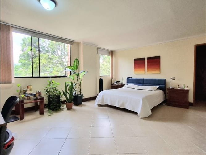 Apartamento de 3 alcobas en venta en La Florida, Medellín, 170 m² · foto 8 de 14