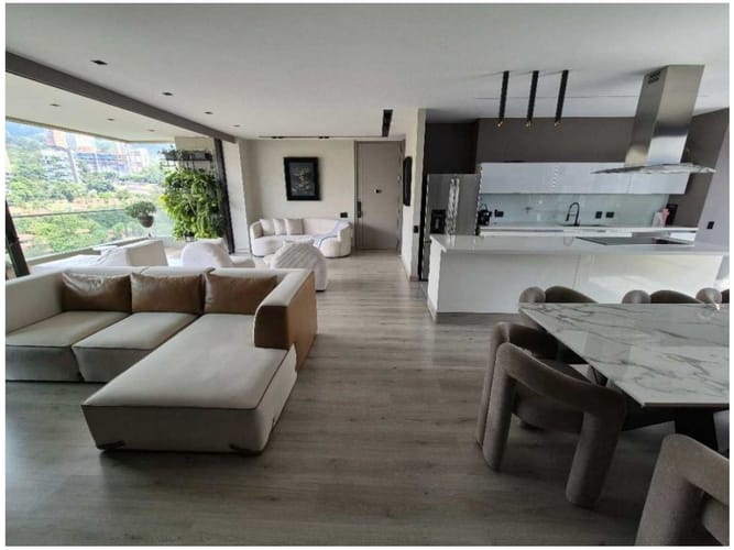 Apartamento en venta en El Poblado, Medellín · foto 18 de 24