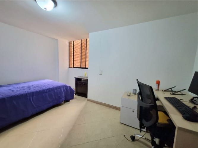 Apartamento de 3 alcobas en venta en La Florida, Medellín, 170 m² · foto 13 de 14