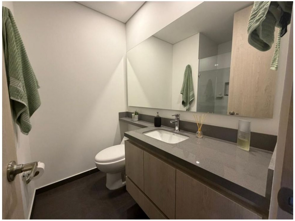 Apartamento en venta en El Poblado, Medellín · foto 6 de 14