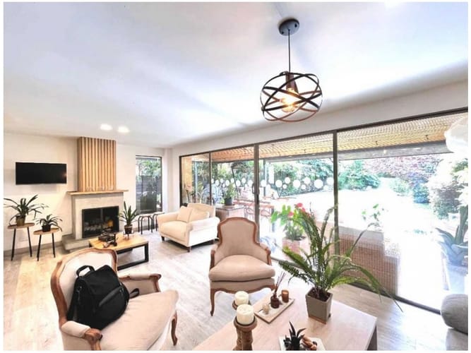 Casa de 3 alcobas en venta en Medellín, 249 m² · foto 7 de 24