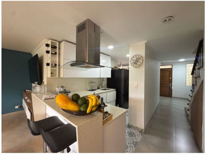 Casa de 3 alcobas en venta en Cumbres, Envigado, 190 m² · foto 4 de 20