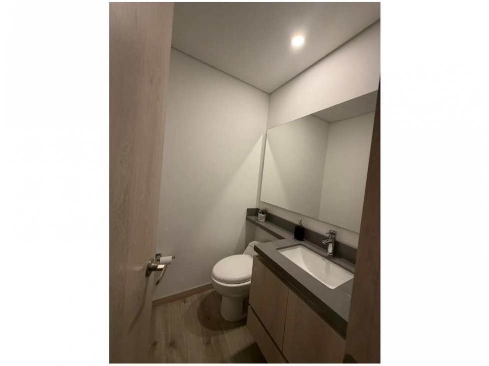 Apartamento en venta en El Poblado, Medellín · foto 14 de 14