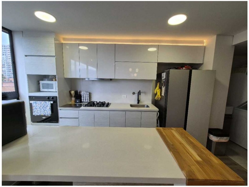 Apartamento en venta en El Poblado, Medellín · foto 7 de 24