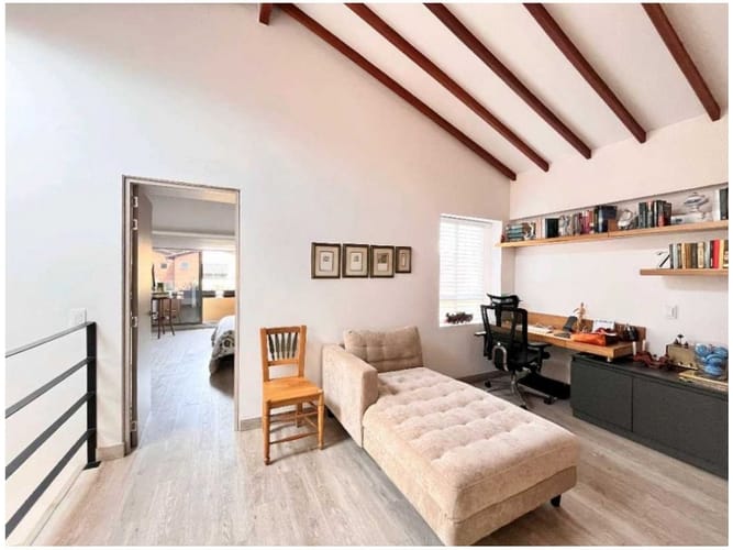 Casa de 3 alcobas en venta en Medellín, 249 m² · foto 18 de 24