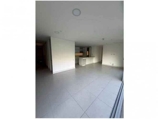 Apartamento de 3 alcobas en venta en Cumbres, Envigado, 121 m² · foto 3 de 21
