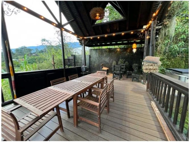 Casa de 3 alcobas en venta en El Chingui, Envigado, 235 m² · foto 3 de 24