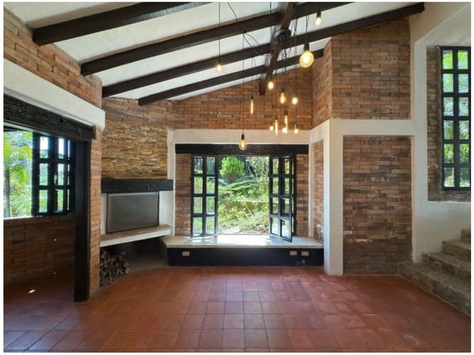 Casa de 3 alcobas en venta en El Chingui, Envigado, 235 m² · foto 10 de 24