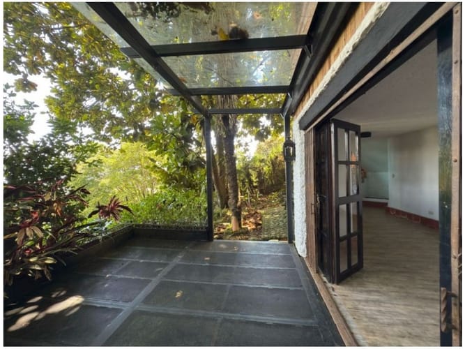 Casa de 3 alcobas en venta en El Chingui, Envigado, 235 m² · foto 23 de 24