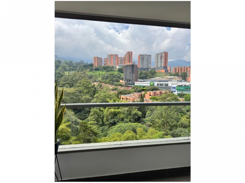 Apartamento en venta en Loma Del Chocho, Envigado · foto 11 de 24