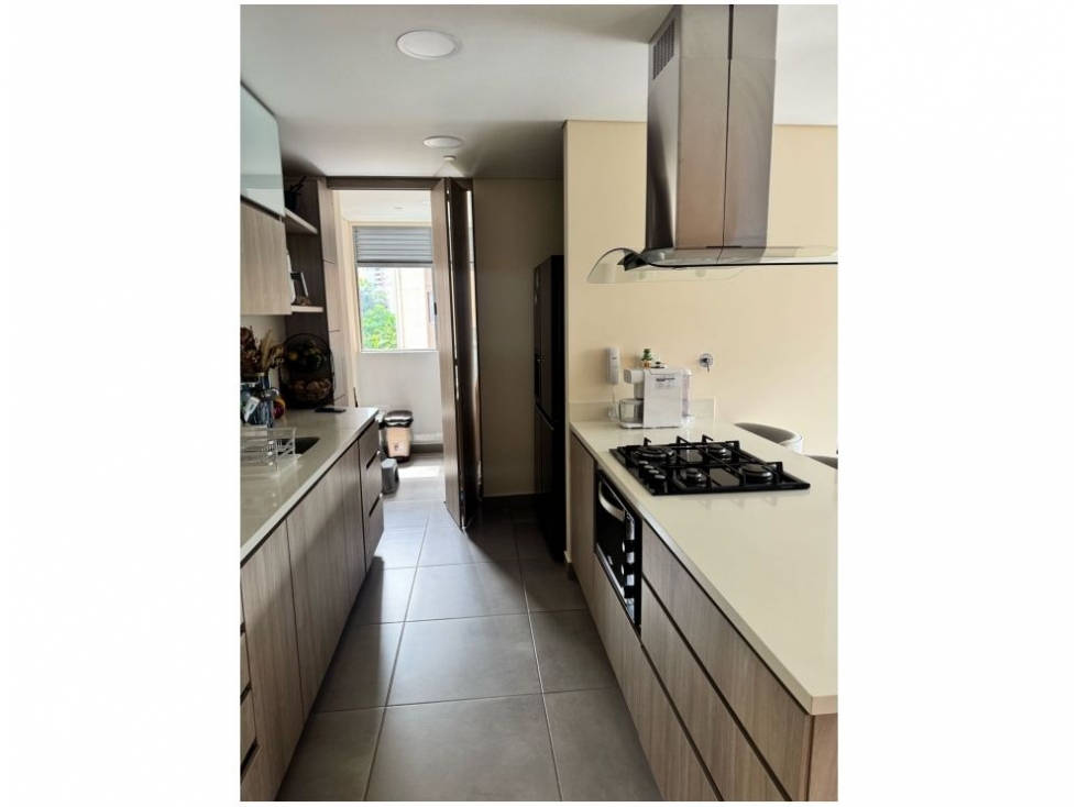 Apartamento en venta en Loma Del Chocho, Envigado · foto 12 de 24