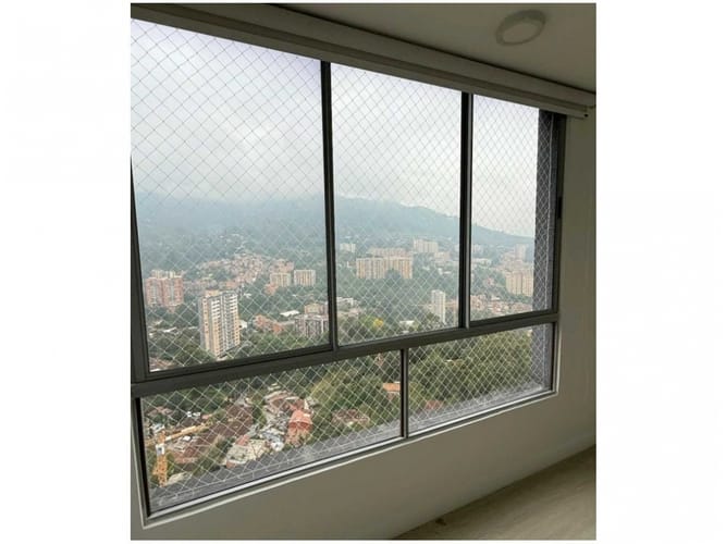 Apartamento de 2 alcobas en venta en Loma De Las Brujas, Envigado, 75 m² · foto 7 de 11
