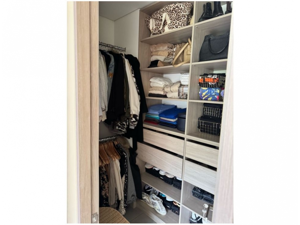 Apartamento en venta en Loma Del Chocho, Envigado · foto 20 de 24