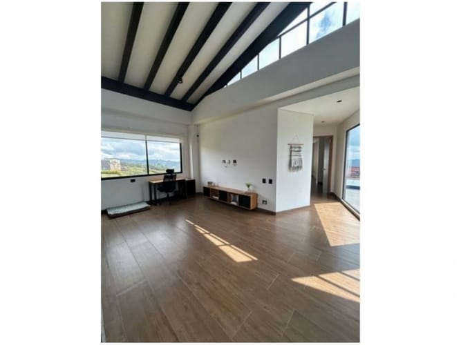 Casa de 3 alcobas en venta en Vía Las Palmas, Envigado, 380 m² · foto 13 de 24