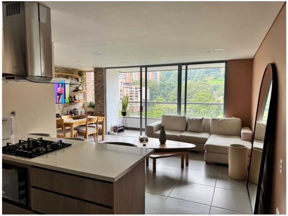 Apartamento en venta en Loma Del Chocho, Envigado · foto 23 de 24