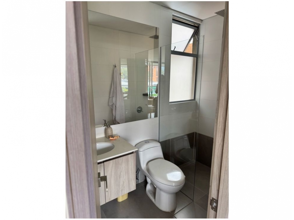Apartamento en venta en Loma Del Chocho, Envigado · foto 24 de 24
