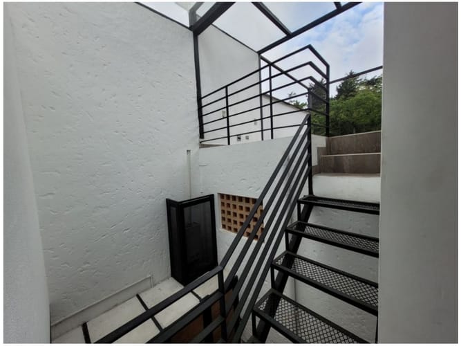 Casa de 5 alcobas en venta en Loma Del Escobero, Envigado, 250 m² · foto 17 de 24