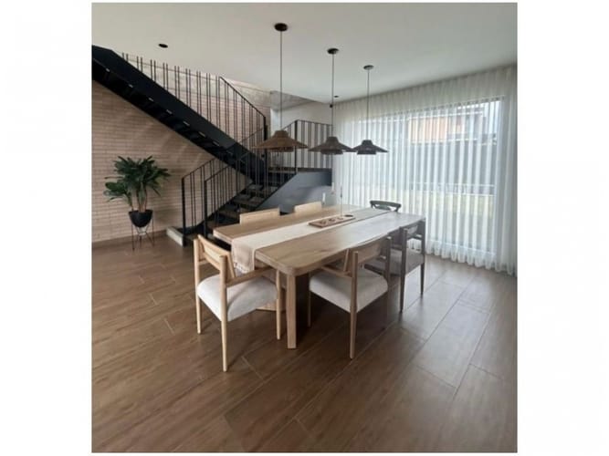 Casa de 3 alcobas en venta en Vía Las Palmas, Envigado, 380 m² · foto 16 de 24