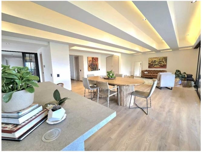 Apartamento de 4 alcobas en venta en El Poblado, Medellín, 295 m² · foto 2 de 21