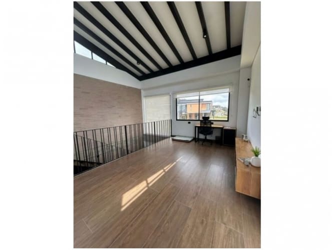 Casa de 3 alcobas en venta en Vía Las Palmas, Envigado, 380 m² · foto 19 de 24