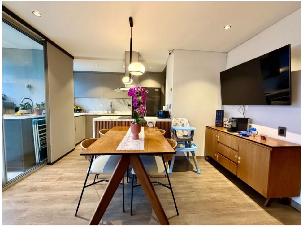 Apartamento en venta en Loma Del Esmeraldal, Envigado · foto 9 de 15