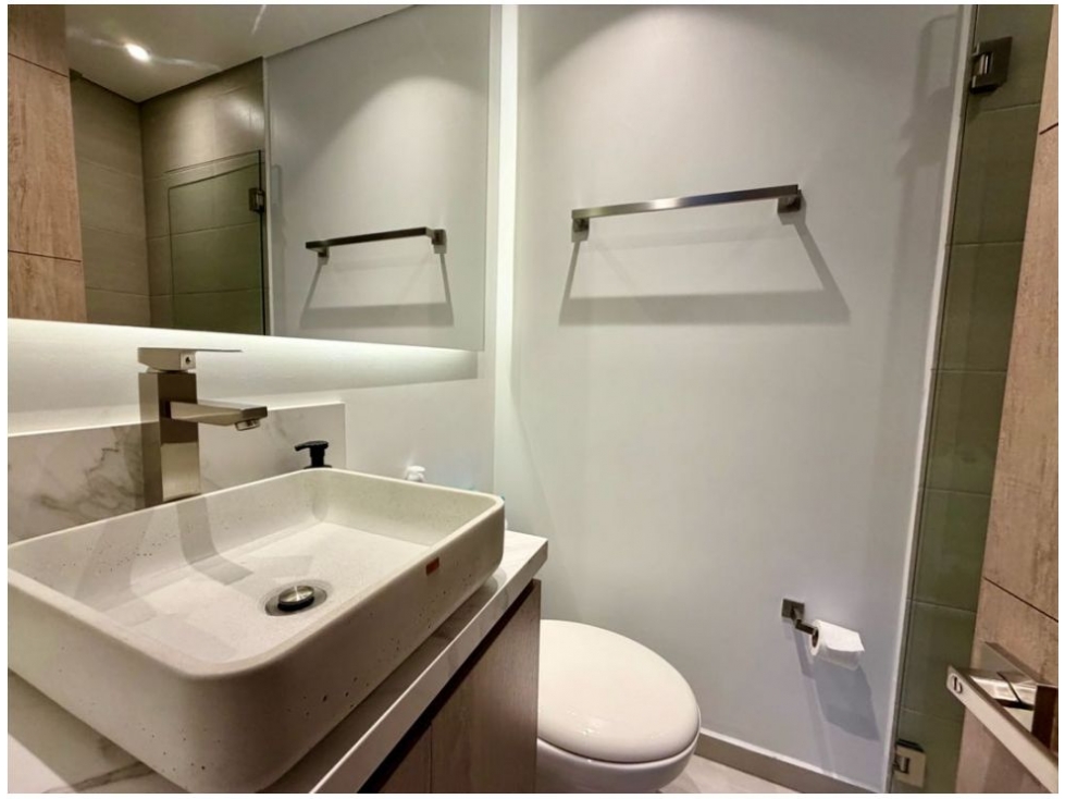 Apartamento en venta en Loma Del Esmeraldal, Envigado · foto 12 de 15