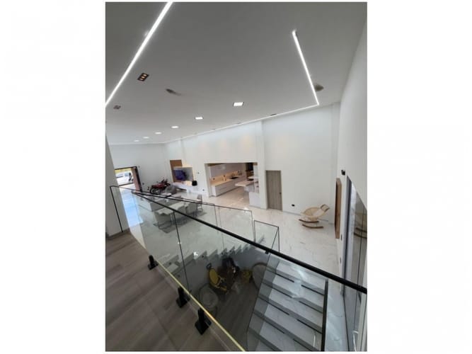 Casa de 5 alcobas en venta en Gualanday, Rionegro, 450 m² · foto 22 de 24