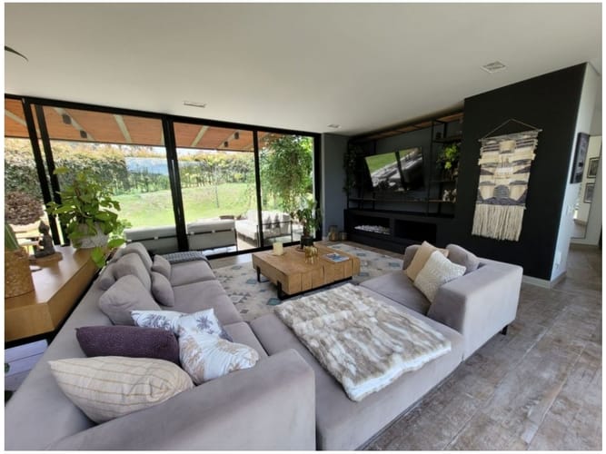 Casa de 4 alcobas en venta en Las Palmas, Envigado, 300 m² · foto 2 de 24