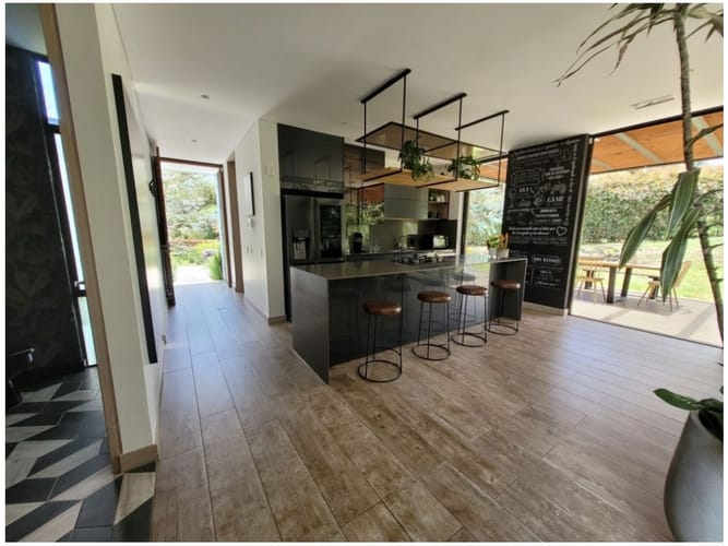 Casa de 4 alcobas en venta en Las Palmas, Envigado, 300 m² · foto 4 de 24
