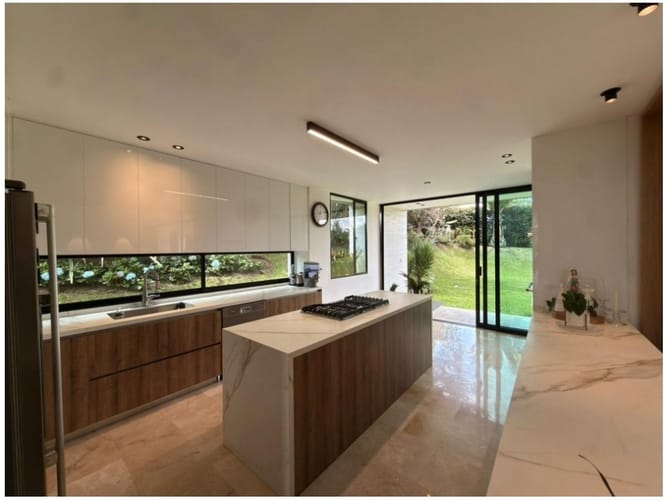 Casa de 4 alcobas en venta en Las Palmas, Envigado, 470 m² · foto 10 de 24