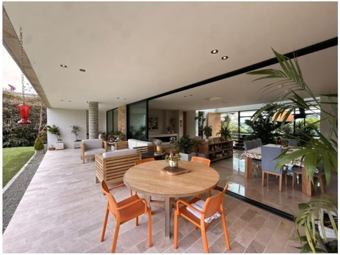 Casa de 4 alcobas en venta en Las Palmas, Envigado, 470 m² · foto 13 de 24