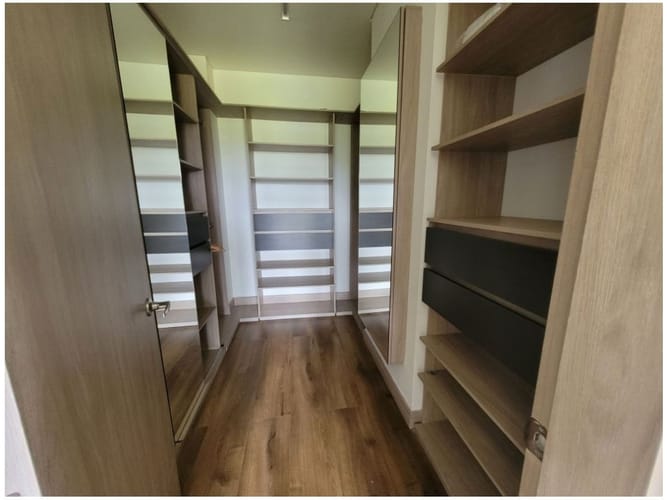 Casa de 4 alcobas en venta en Las Palmas, Envigado, 300 m² · foto 13 de 24