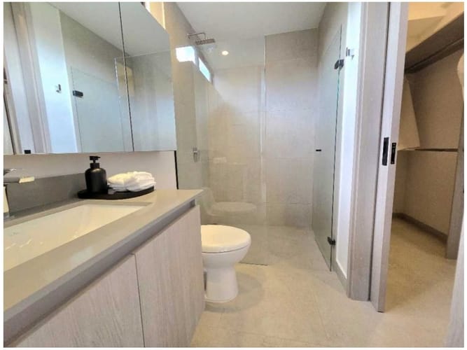Apartamento en venta en El Poblado, Medellín · foto 9 de 13