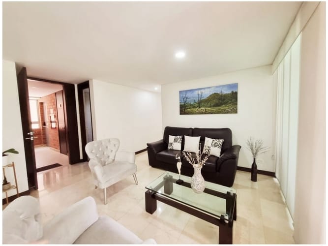 Apartamento de 3 alcobas en venta en Santa María De Los Ángeles, Medellín, 134 m² · foto 4 de 19