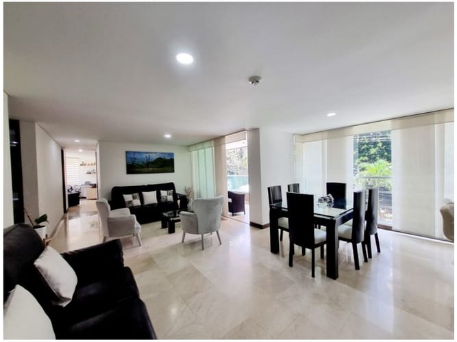 Apartamento de 3 alcobas en venta en Santa María De Los Ángeles, Medellín, 134 m² · foto 5 de 19